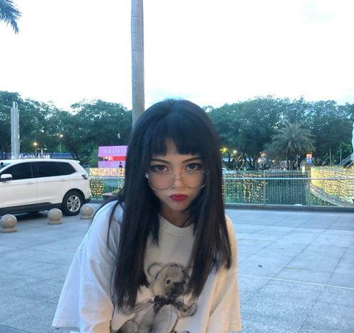 顾茜茜爆料男朋友视频,引发网友热议 第1张 顾茜茜爆料男朋友视频,引发网友热议 第1张